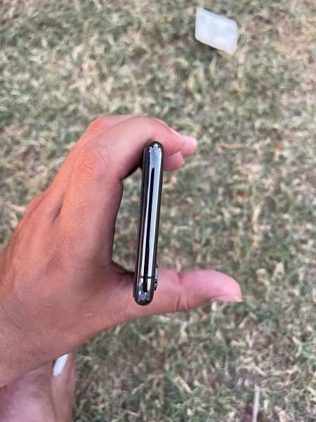 Non pra iphone xs 64 gb condition 10/9 All genuine parts 5