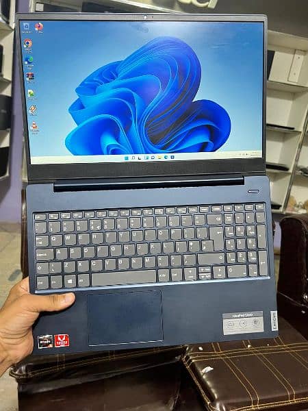 Lenovo IdeaPad Ryzen5 3500U imported never used in Pakistan 5