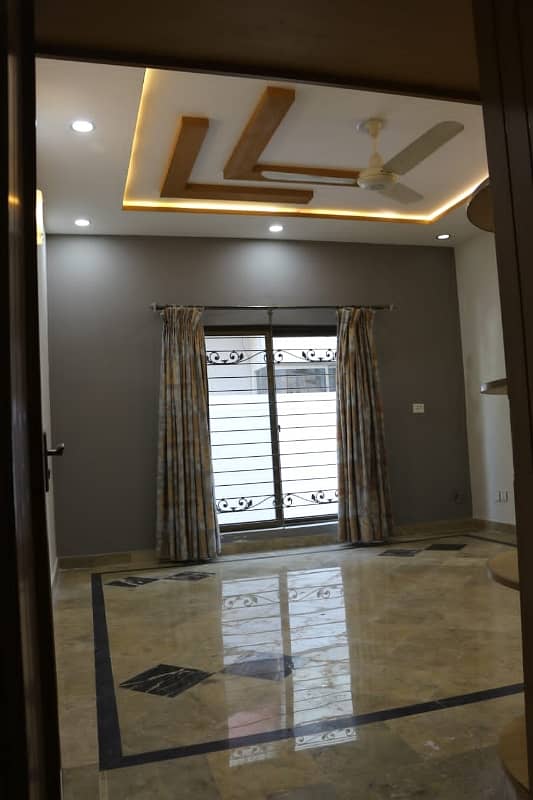 1 Kanal Beautiful Corner House For Sale Hot Location Near All Facilities 3