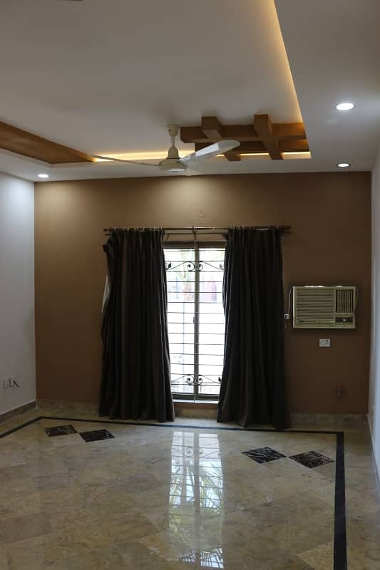 1 Kanal Beautiful Corner House For Sale Hot Location Near All Facilities 13