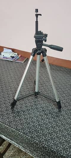 Tripod