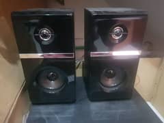 Subwoofer Speakers, almost brand new. Box packed