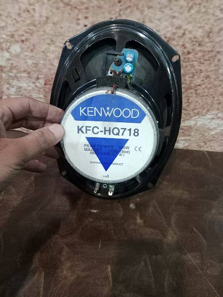 Kenwood speaker with amplify 4