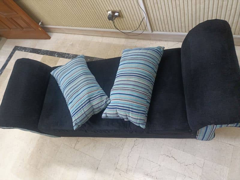 second hand Sofa or Couch in black colour with 2 cushions 4