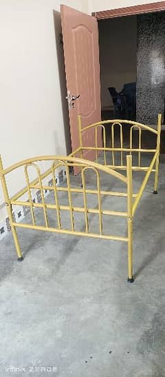 baby bed frame (3 by 5 ft) 0