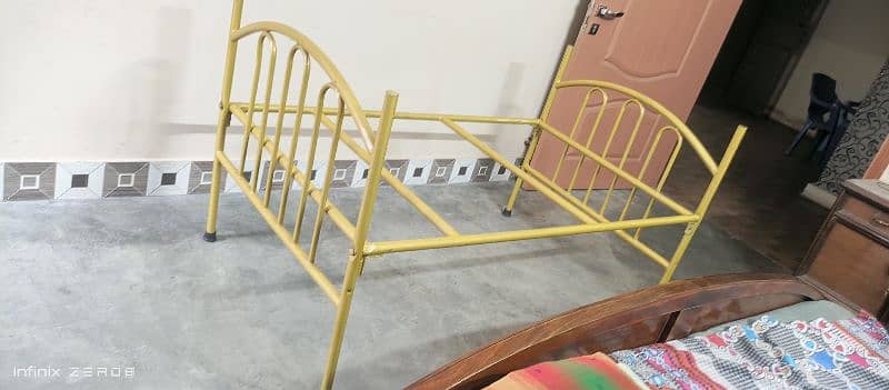baby bed frame (3 by 5 ft) 1