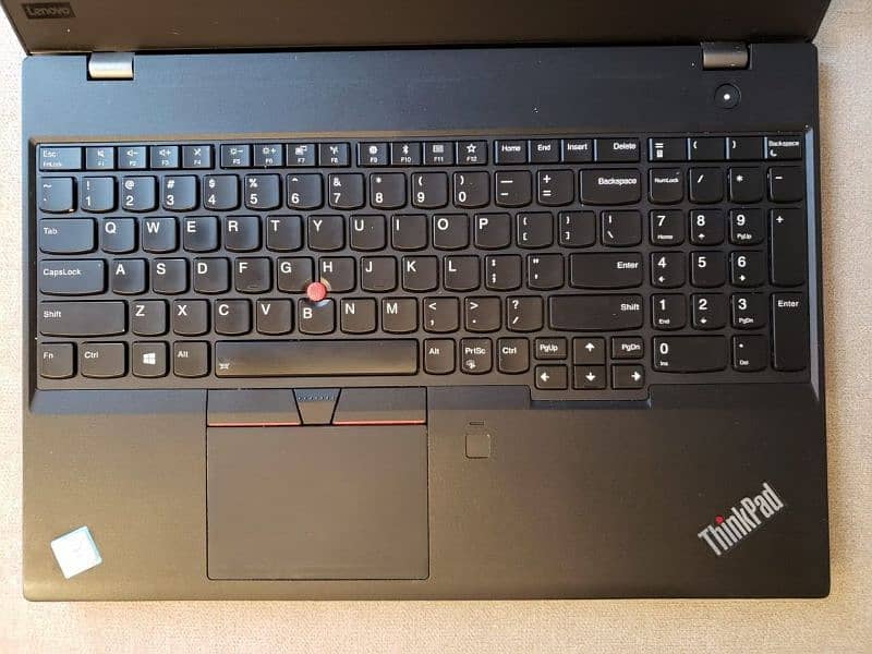 Lenovo Thinkpad P52s / Workstation Laptop 4