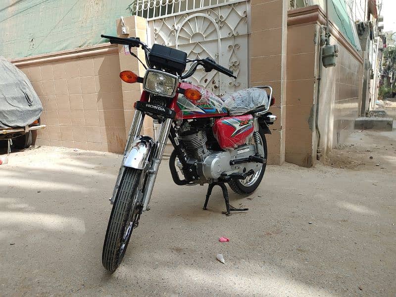 Honda CG-125 2023 0