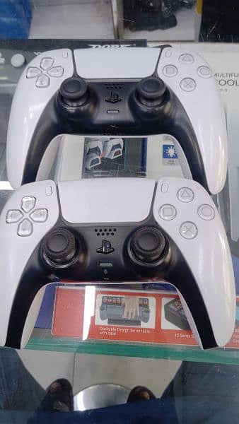 PS5 original controller 0