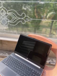 HP Laptop Slim and Sleek in Mint Condition