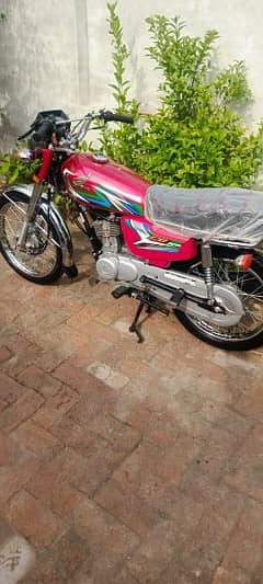 Honda 125 22/23 model for sale urgent