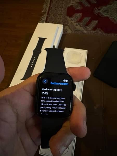 Apple Watch SE 2 (44mm - With Applecare+ for a year) 5