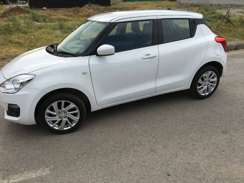 Suzuki Swift 2022 3