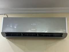 Gree 2 Ton DC Inverter AC