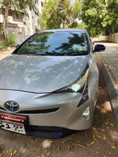 Toyota Prius 2016 1