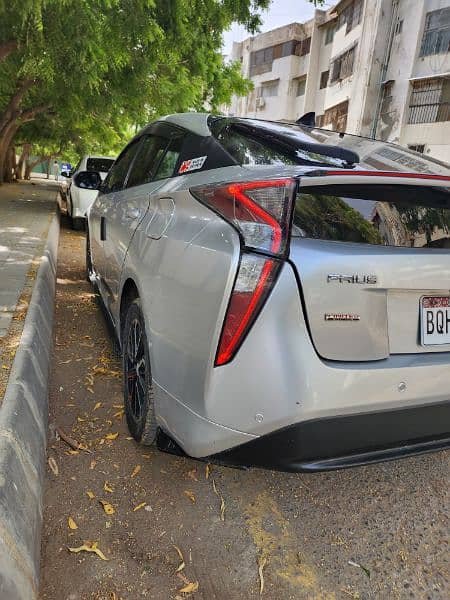 Toyota Prius 2016 9