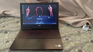 Dell Inspiron 7567 (Low End Gaming Station)