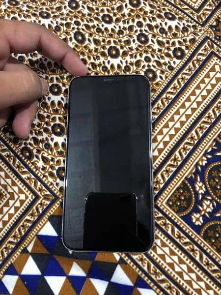 iPhone 256gb with box contact: 03472977044 1