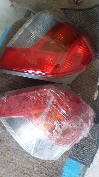 vitz japane had light. back light available 0