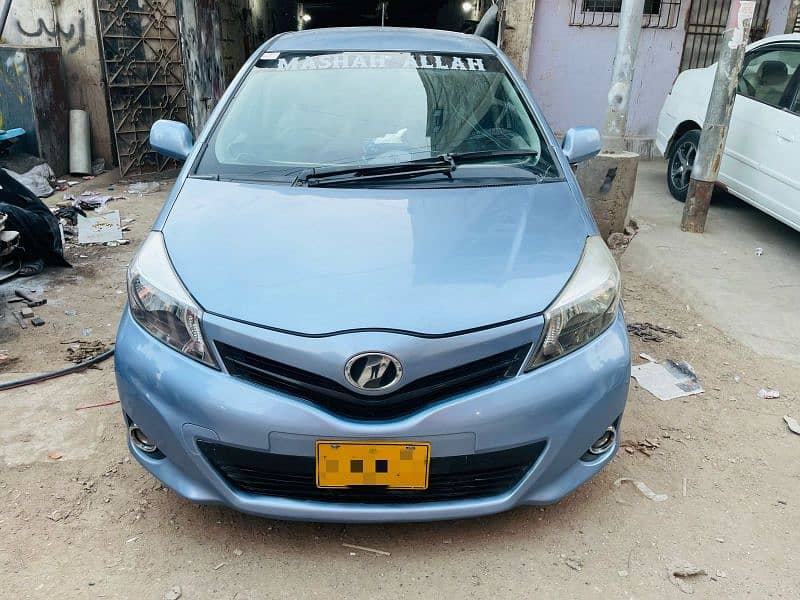 Toyota Vitz 2011/2014 1