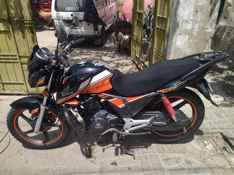 Honda 150 black 6