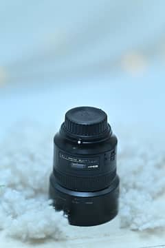 Nikon 85mm 1.8  lens   All ok ha Condition 10 / 9 cover hod  ok