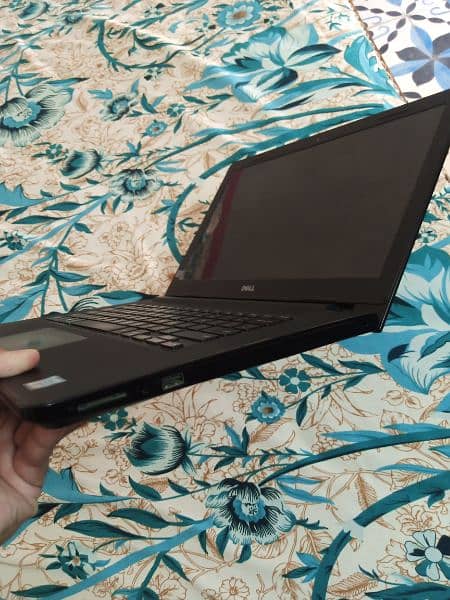 Corei7-7th gen-Dell Vostro-3468,8GB RAM,128GB SSD,500GB HDD,3h+Battery 5