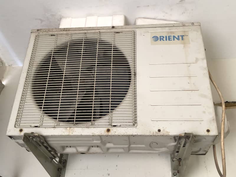 Orient Ac Good Condition 1