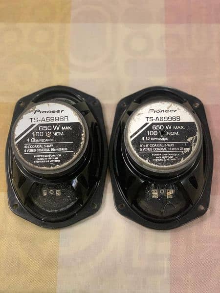 Pioneer Original Speakers (Made In Vietnam) 1