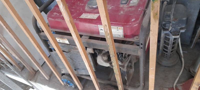 New just 5 months used Loncin Generator is for sale 4