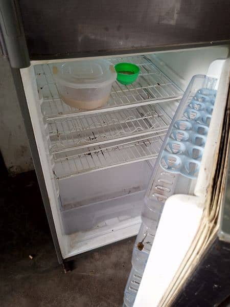 used big size haire refrigerator 2