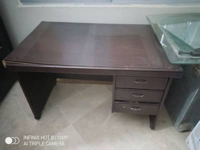 office and computer table