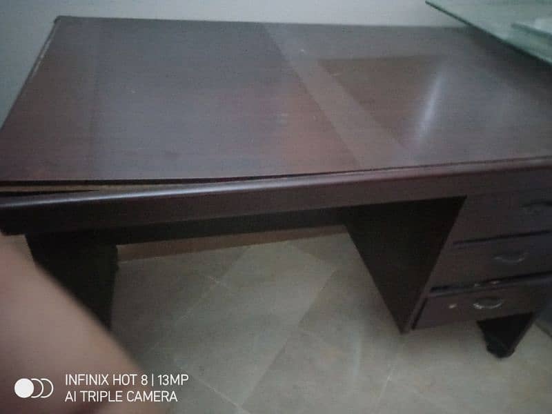 office and computer table 3