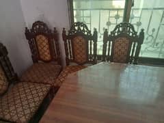 Dining table with chairs for sale urgently