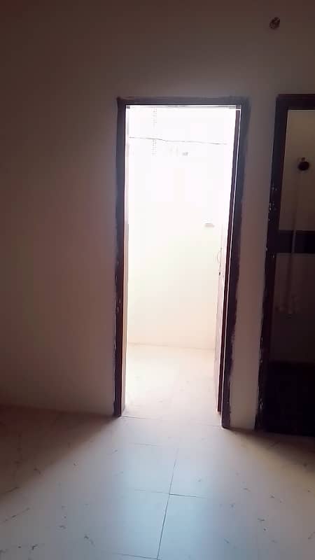 Flat For Sale In Korangi Crossing Allha Wala Town 31/G 5