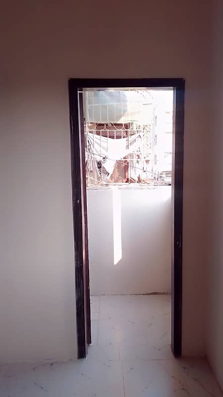 Flat For Sale In Korangi Crossing Allha Wala Town 31/G 10