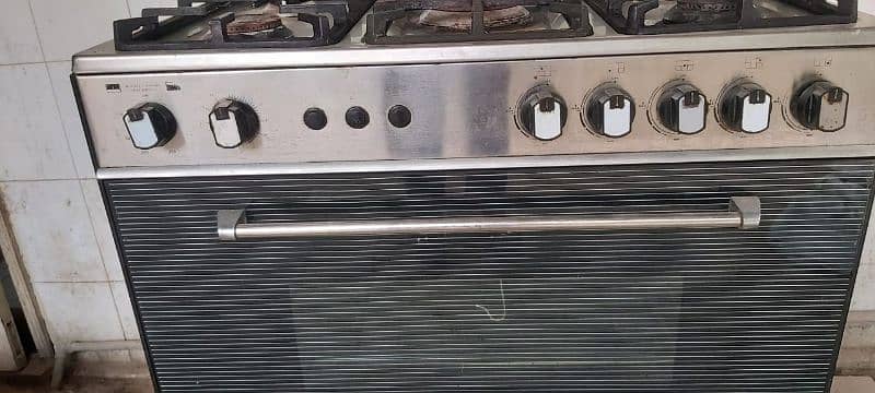 Canon gas oven with 5 burners 2