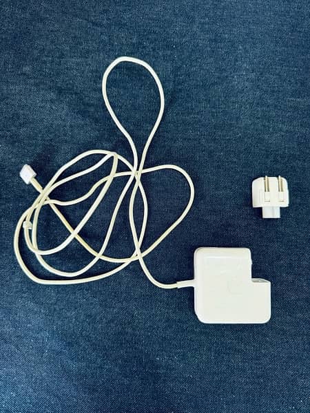 Apple Macbook 45W 60W 85W Magsafe 1 & 2 Original Charger 1