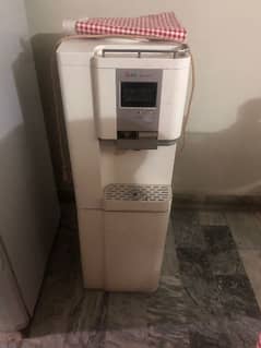 SG Water Dispenser