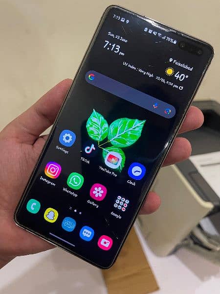 Samsung Galaxy S10 5G 1