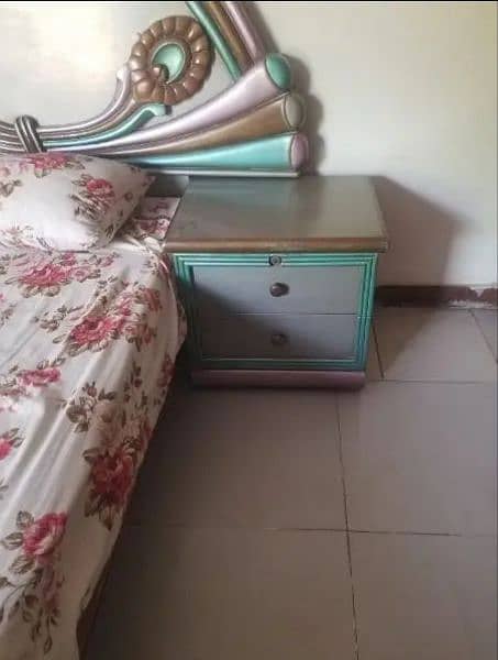 Deco Painted Bed with Sidetables 3