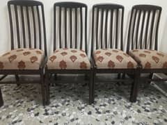 dinning table with 4 chairs