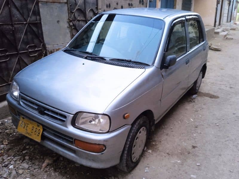 Daihatsu Cuore 2011 4