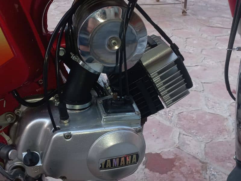 2 stroke Yamaha 10