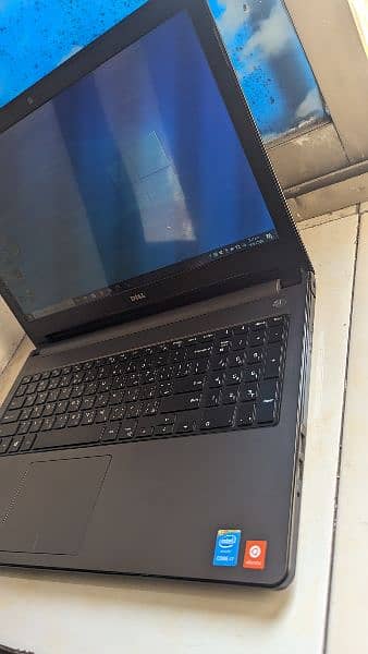 Dell workstation/gaming laptop Inspiron 5559 3