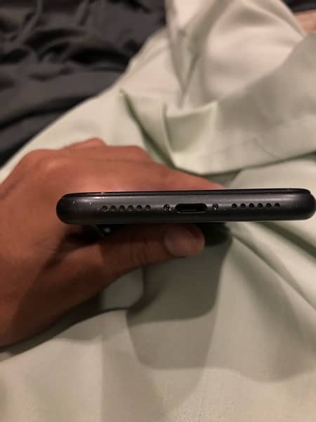 For Sale: iPhone 11 (64GB) 6