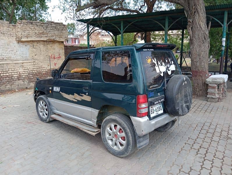 Mitsubishi Pajero Mini 2006 4