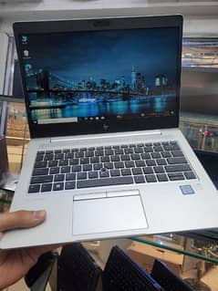 HP EliteBook 830 g5 i7 8th geb 8/256