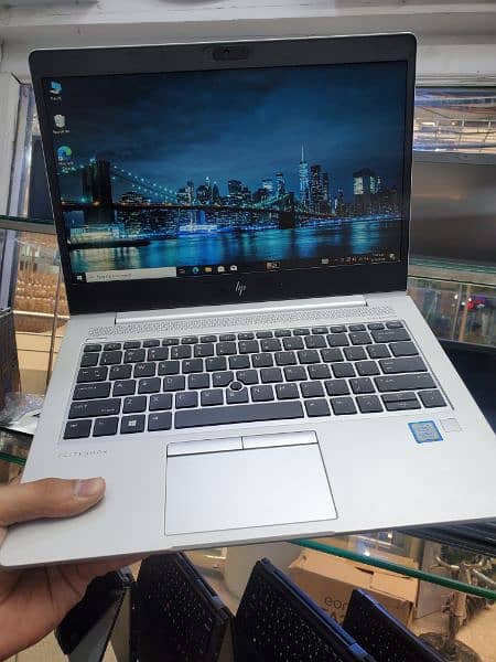 HP EliteBook 830 g5 i7 8th geb 8/256 0