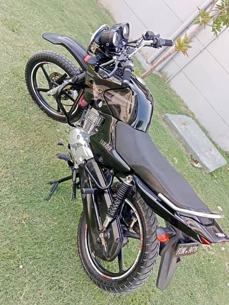 Yamaha YBR 125G 5